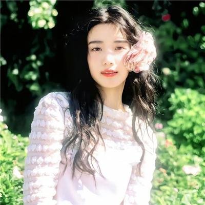 谁杀了她封面